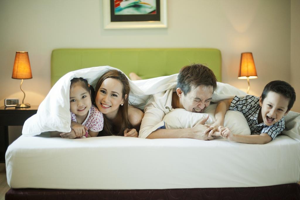 Pasig City The Exchange Regency Residence Hotel Managed By Hii מראה חיצוני תמונה