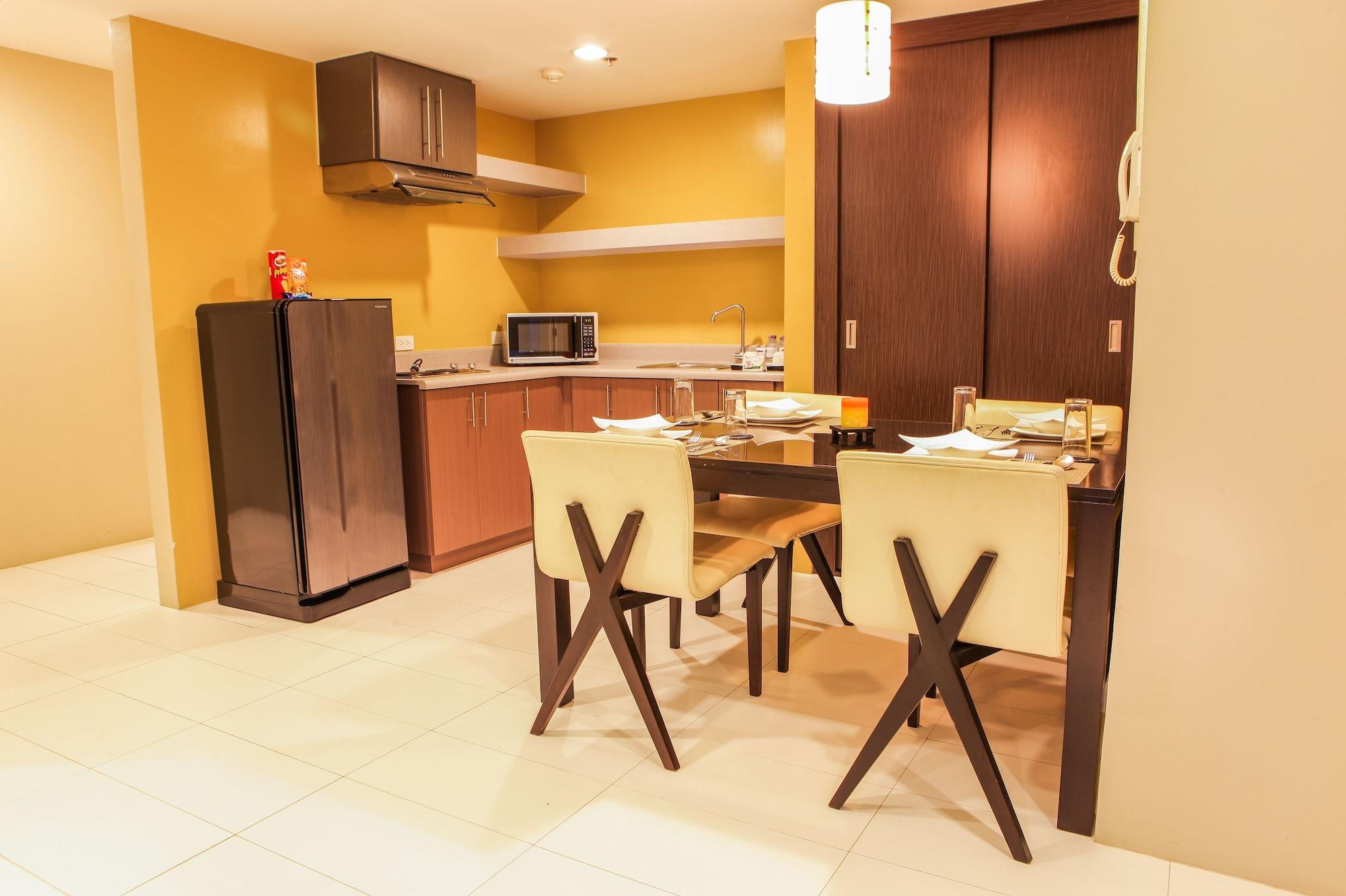 Pasig City The Exchange Regency Residence Hotel Managed By Hii מראה חיצוני תמונה