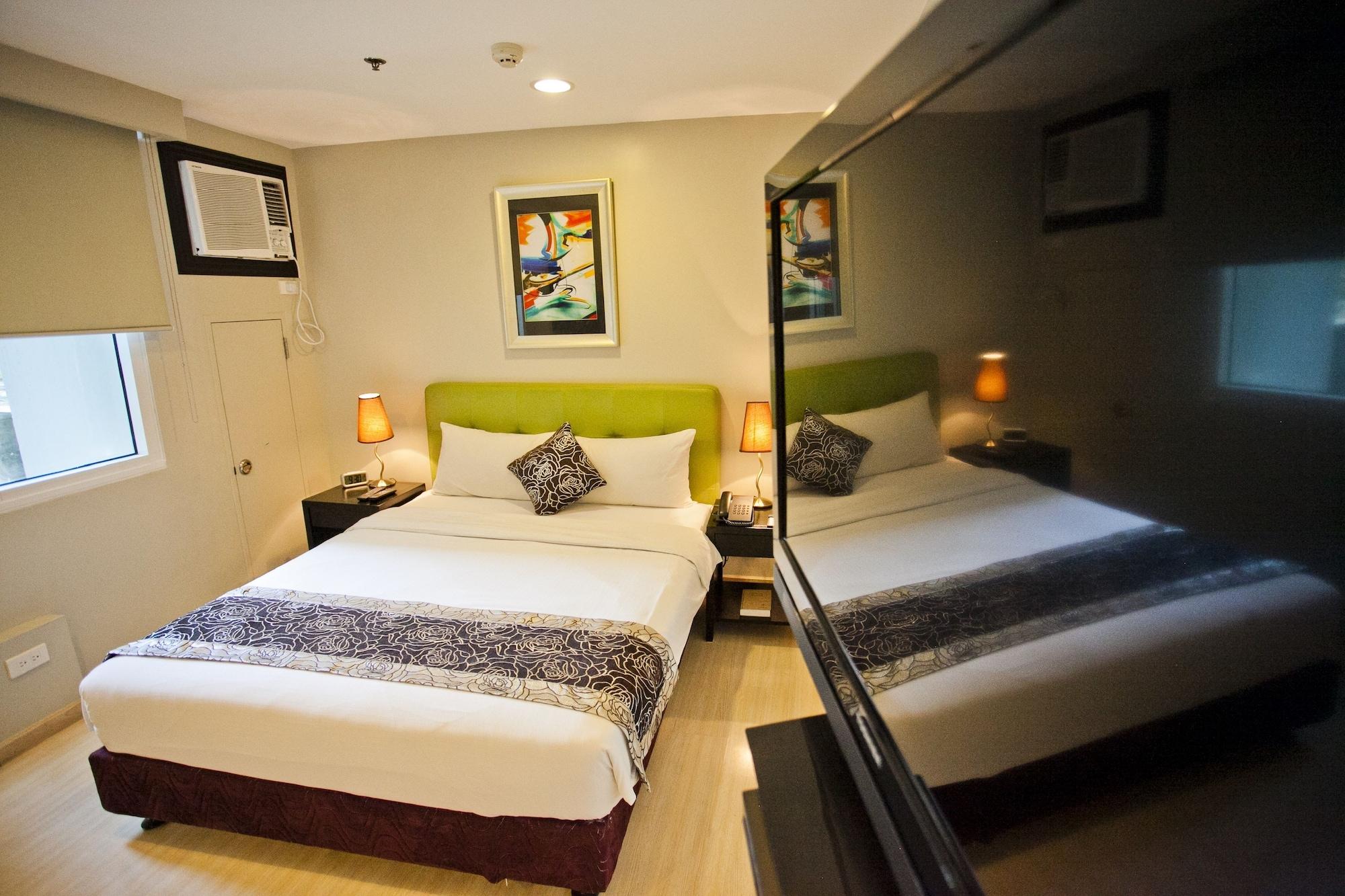 Pasig City The Exchange Regency Residence Hotel Managed By Hii מראה חיצוני תמונה