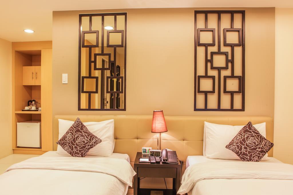 Pasig City The Exchange Regency Residence Hotel Managed By Hii מראה חיצוני תמונה